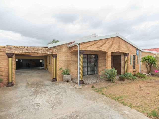3 Bedroom Property for Sale in Algoa Park Eastern Cape
